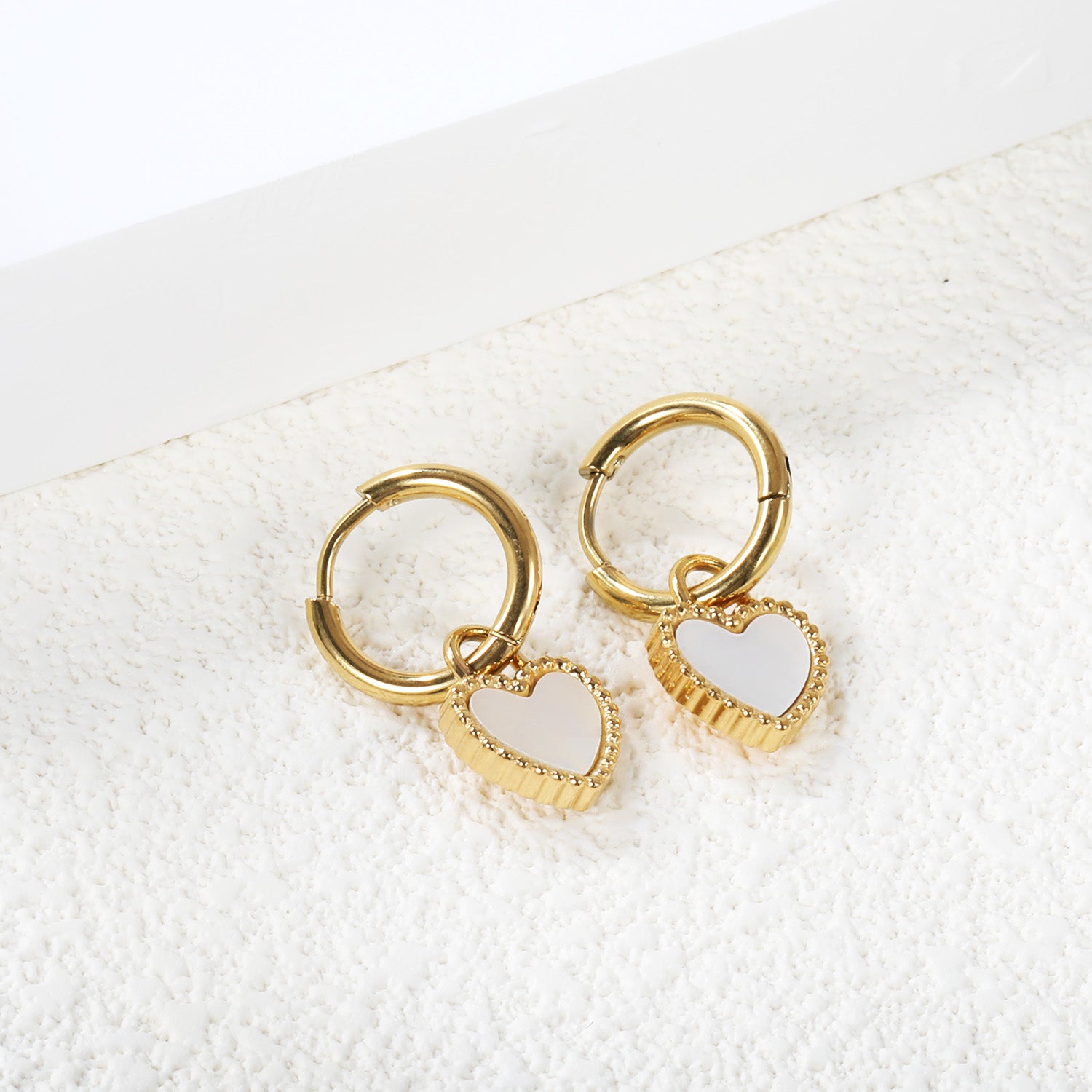 New designs heart charms hoops earrings for girls