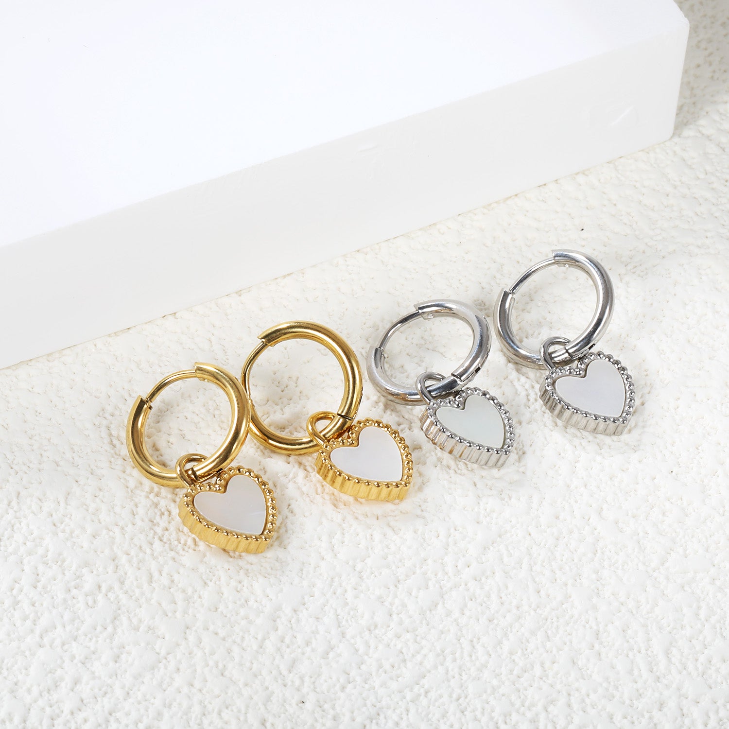 New designs heart charms hoops earrings for girls