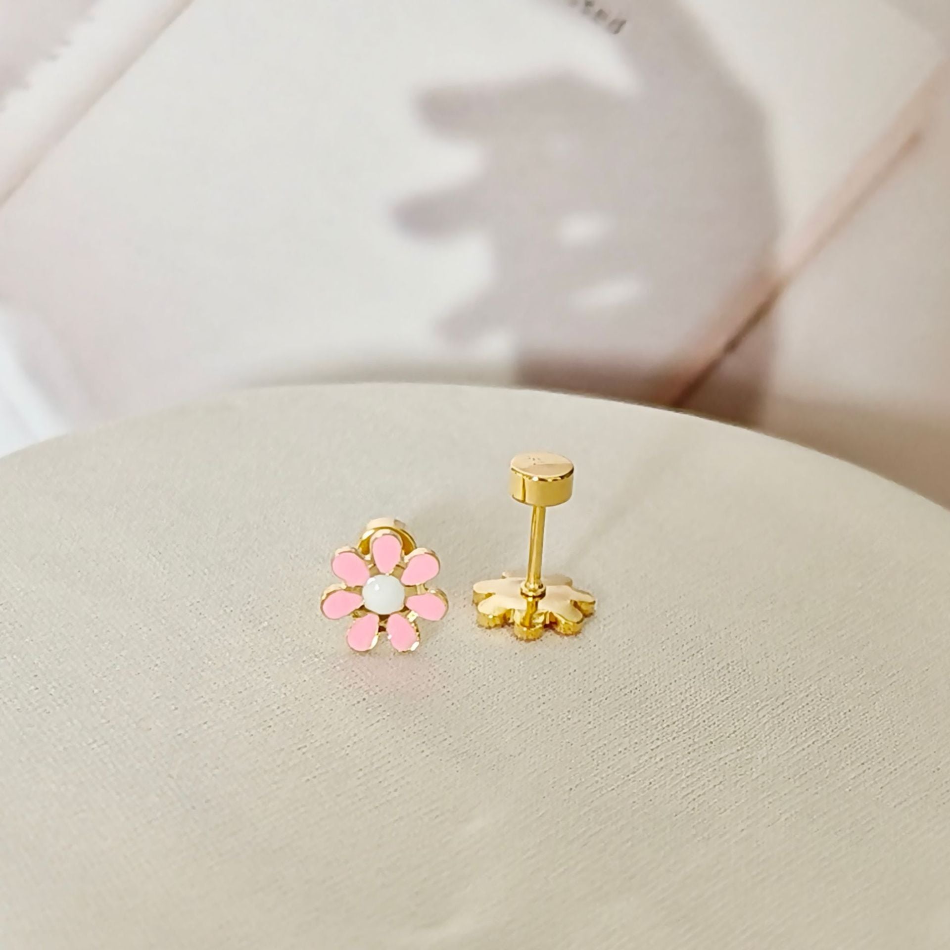 hypoallergenic flower colorful screw flat back earrings